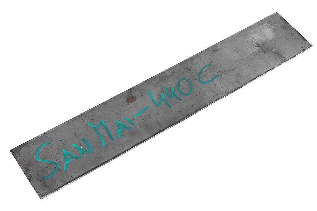 bladedamast-san-mai-440c