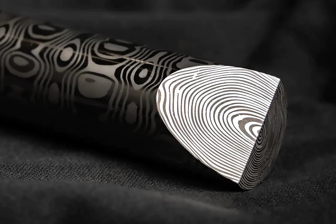 lucia-damasteel